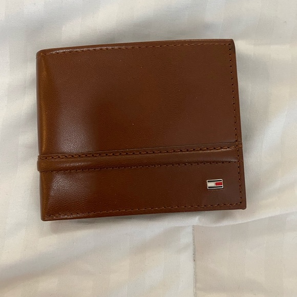Men’s brown wallet - Picture 1 of 3